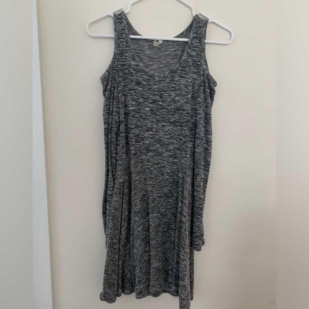 Women’s gray off the shoulder long sleeve fall winter dress